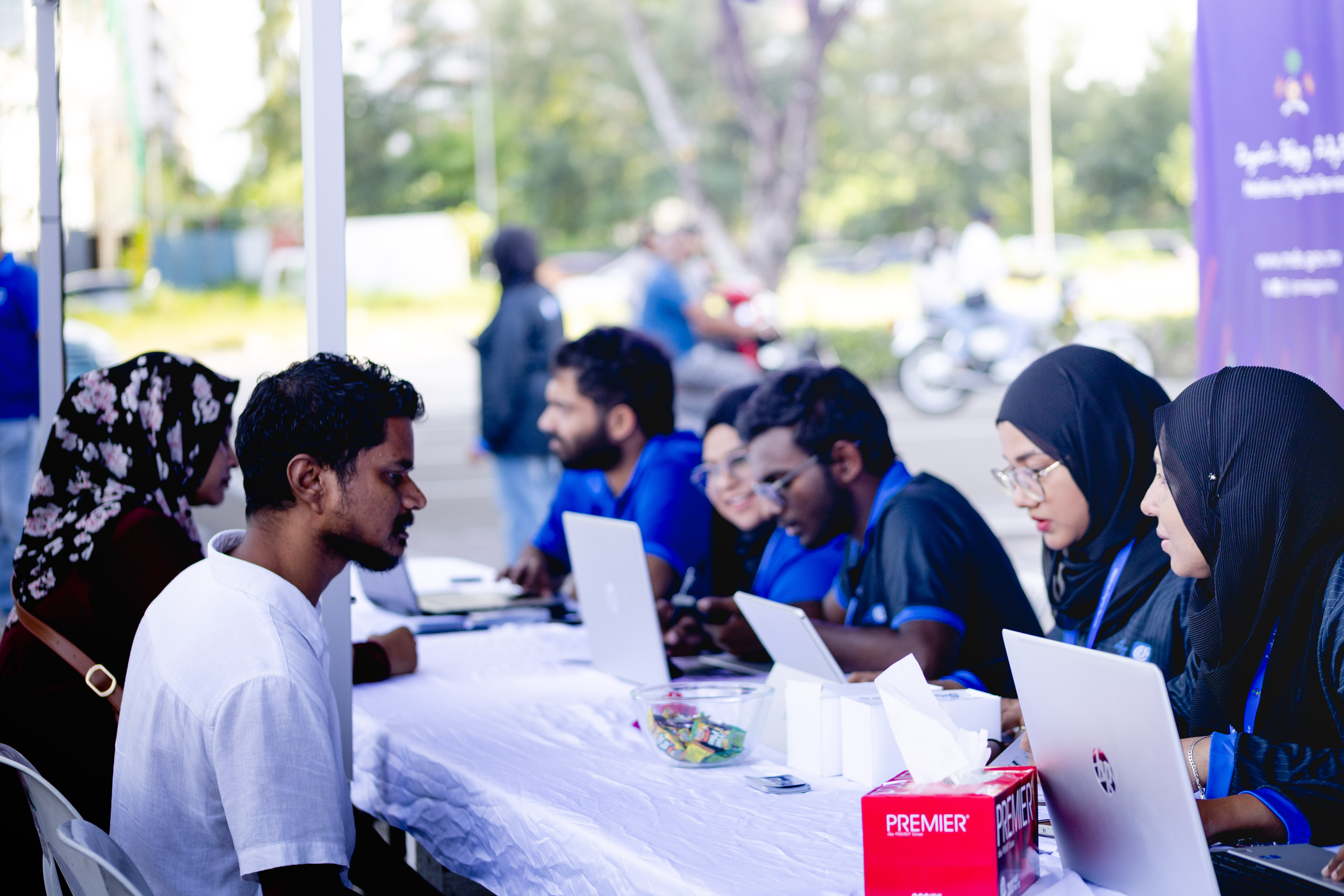 eFaas Mobile Helpdesk Conducts Community Outreach in Hulhumalé